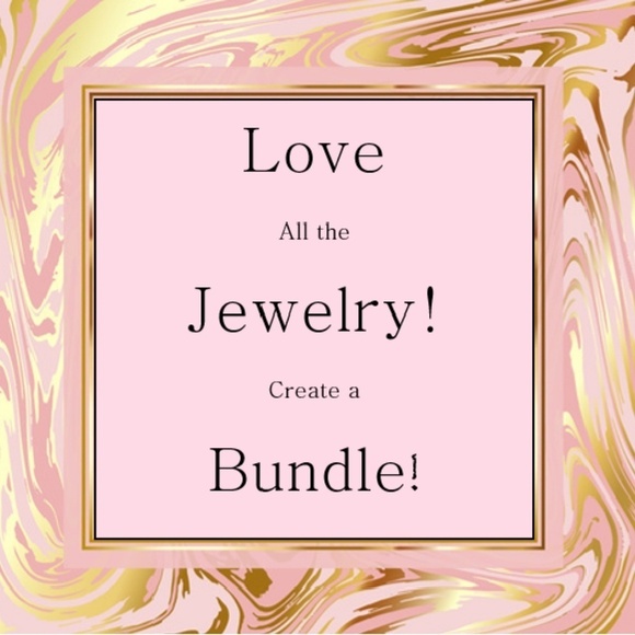 💎2 for $25💎 Dainty 3 Hearts SILVER Necklace - Picture 4 of 5